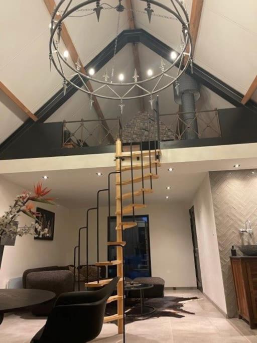 Romantische Loft Met Heerlijke Hottub